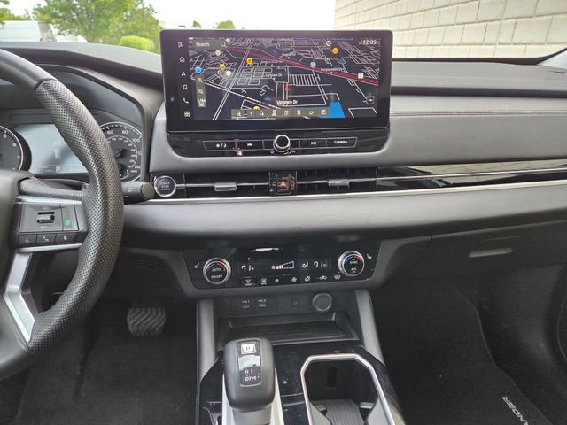 Used 2025 Mitsubishi Outlander SE AWD/4WD image 32