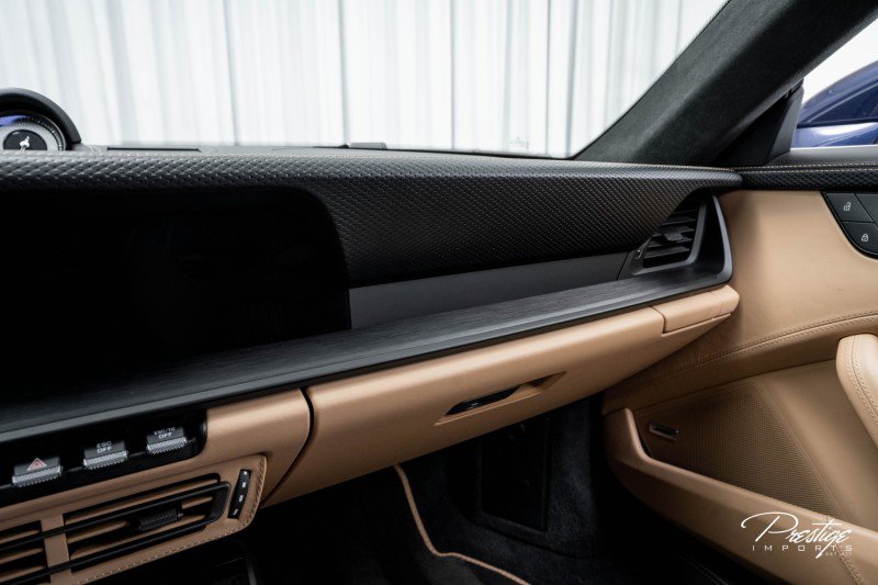 Used 2022 Porsche 911 GT3 image 31