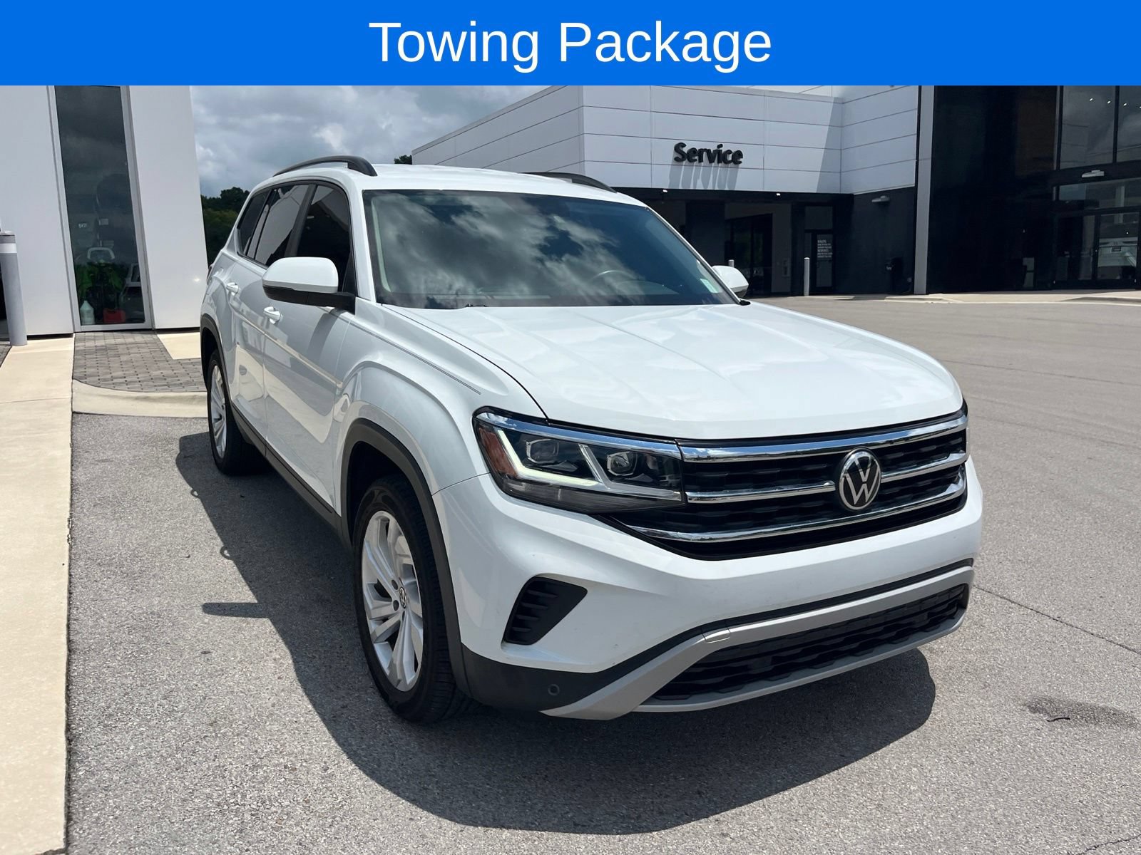 Used 2021 Volkswagen Atlas SE w/ Towing Package FWD image 3