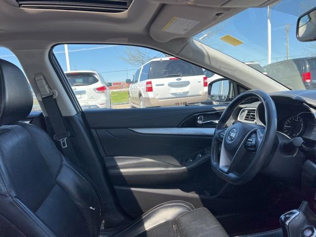 Used 2016 Nissan Maxima 3.5 SL w/ Interior Lighting Package image 37