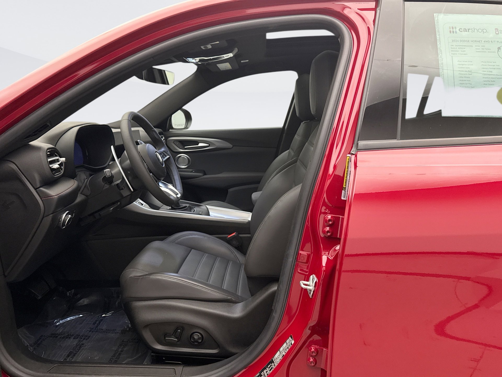 Used 2024 Dodge Hornet R/T Plus image 11