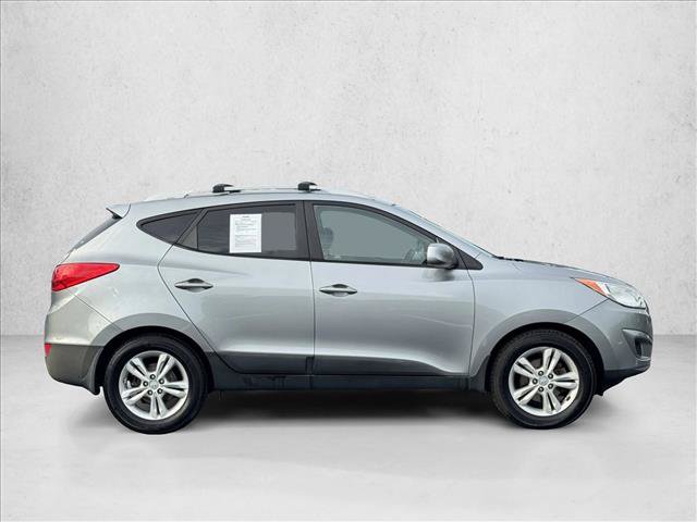 Used 2011 Hyundai Tucson GLS w/ Navigation Pkg 2 AWD/4WD video 4