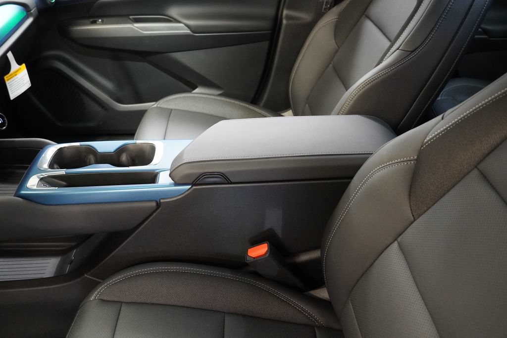 New 2026 Chevrolet Equinox EV LT FWD image 7