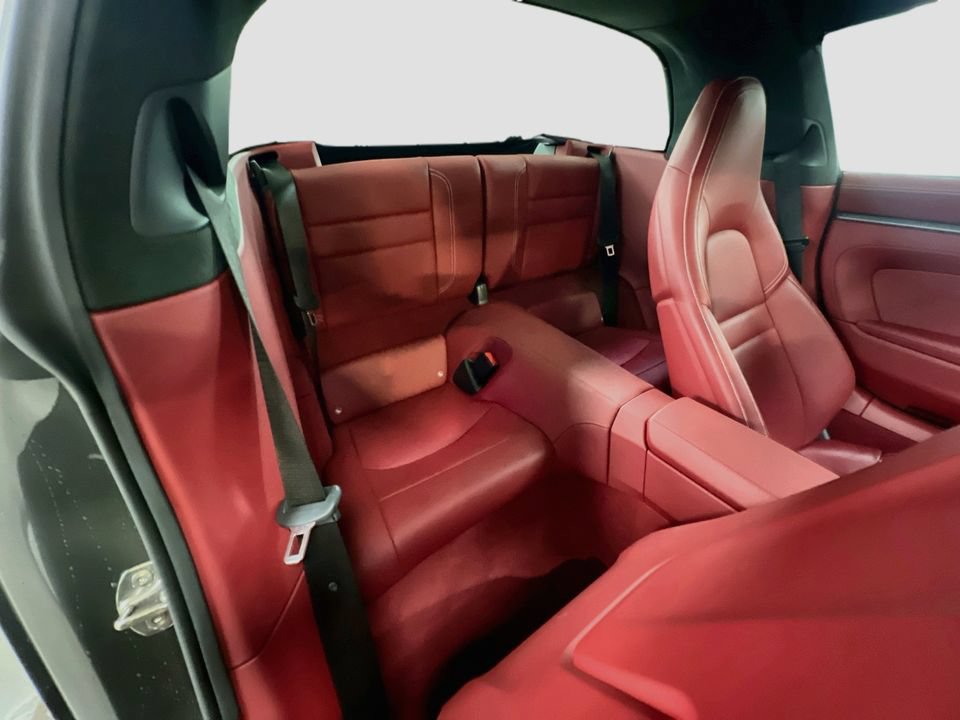 Certified 2024 Porsche 911 Targa 4 AWD/4WD image 27
