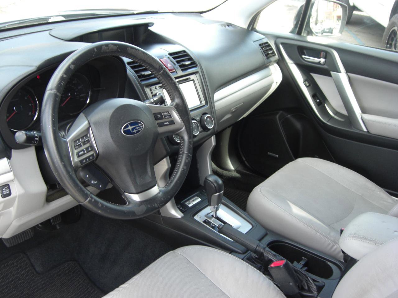 Used 2014 Subaru Forester 2.5i Touring w/ Popular Package #2 image 7