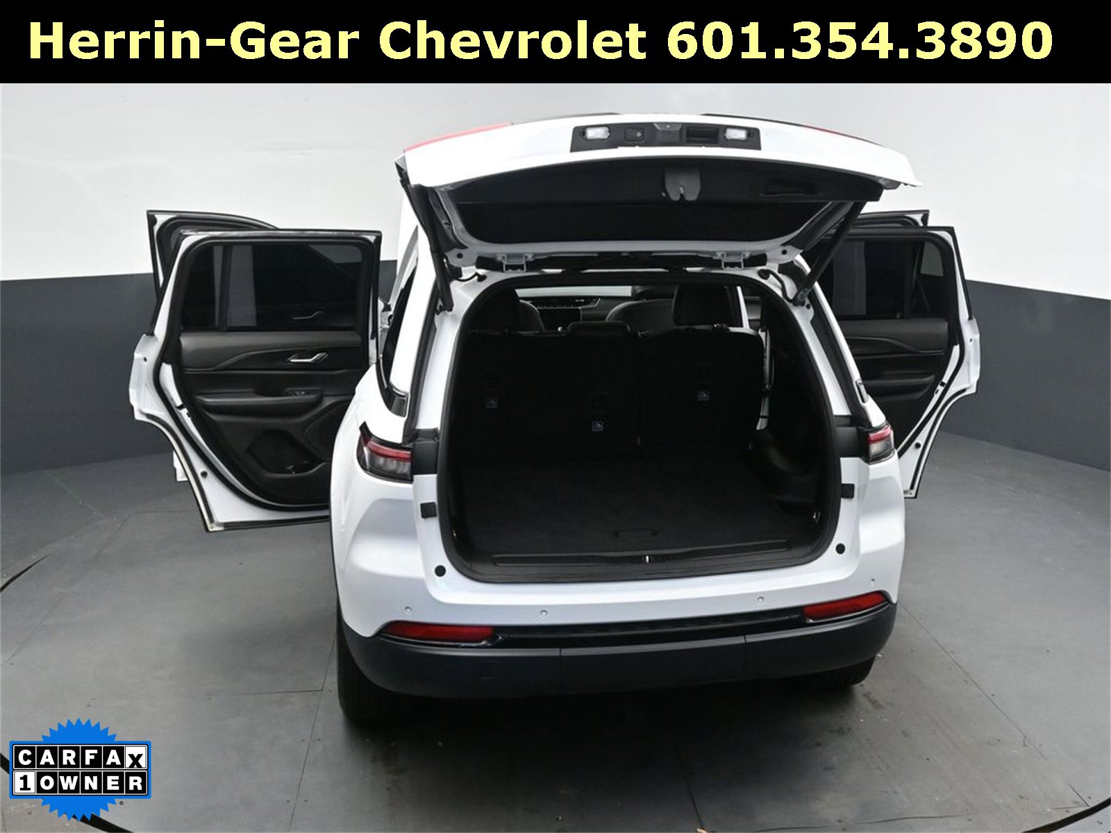 Used 2025 Jeep Grand Cherokee Altitude image 48