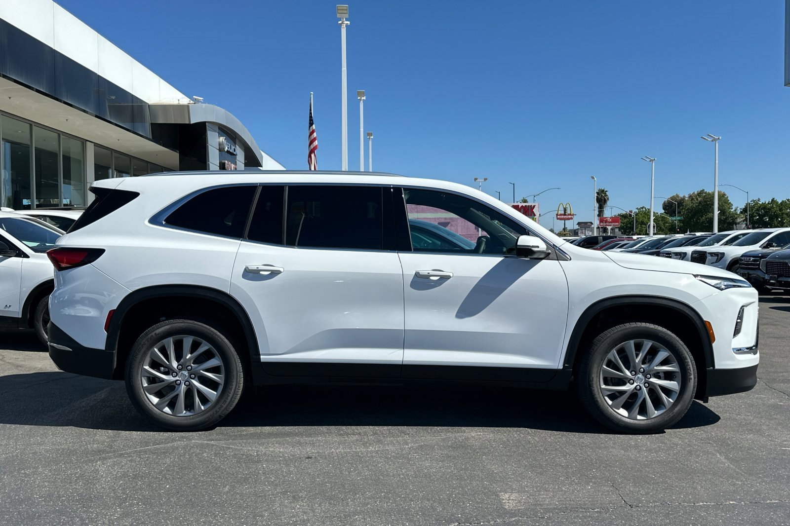 New 2026 Buick Enclave Preferred image 4