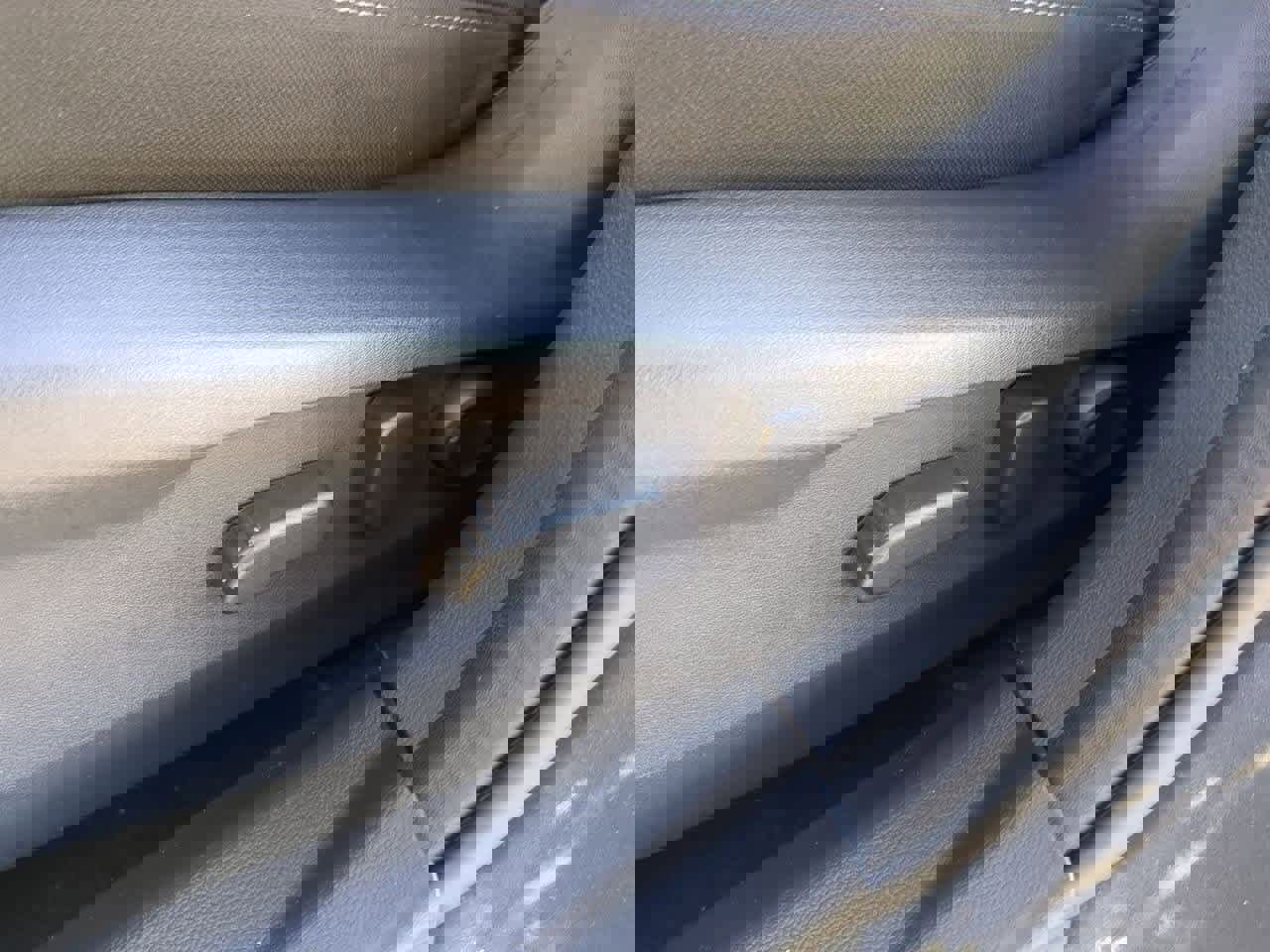 Used 2023 Subaru Outback Premium image 16