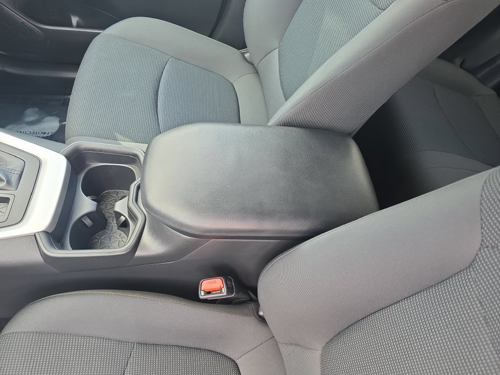 Used 2021 Toyota RAV4 LE w/ Carpet Mat Package (TMS) FWD image 23