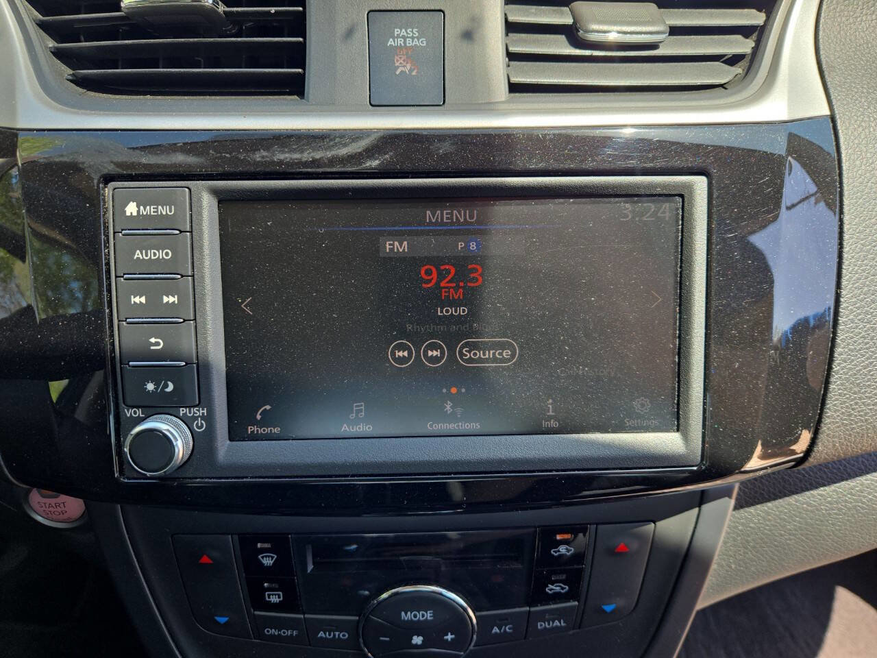Used 2019 Nissan Sentra SV FWD image 23