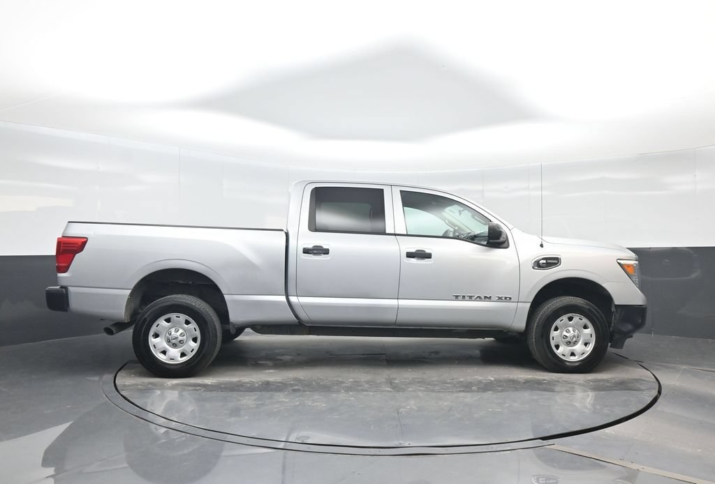 Used 2019 Nissan Titan S AWD/4WD image 7