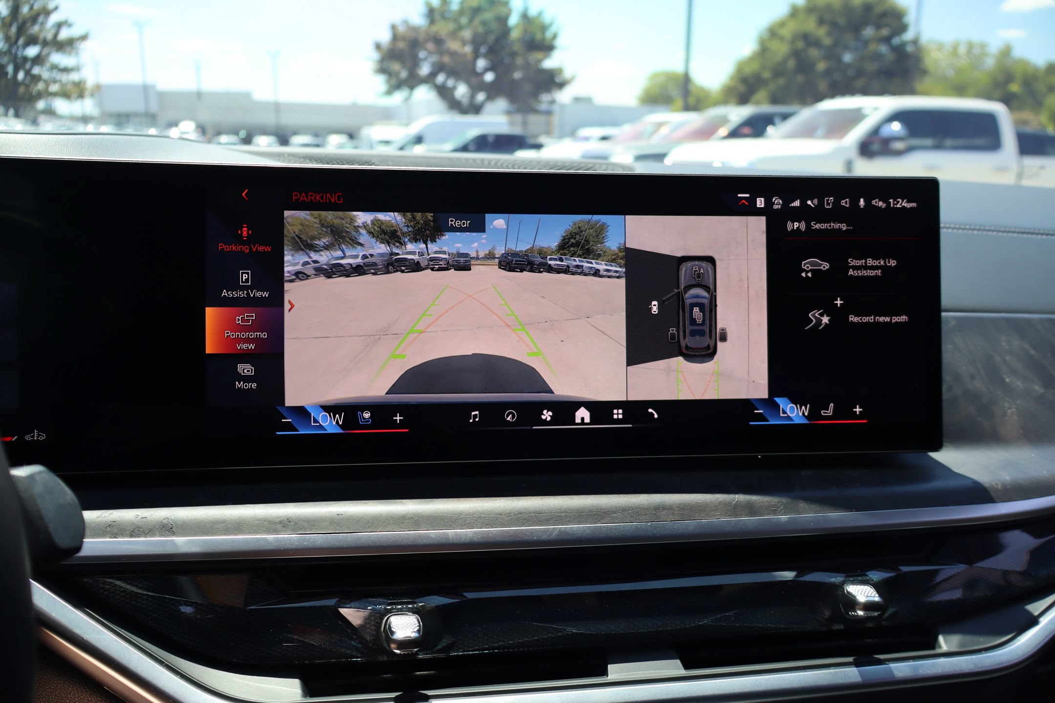 Used 2025 BMW X7 xDrive40i AWD/4WD image 23