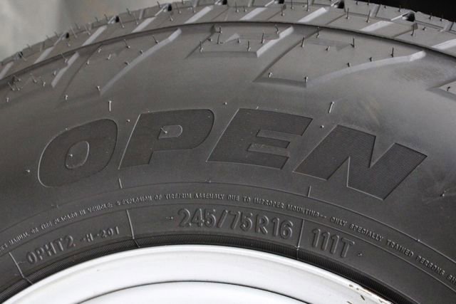 Used 2023 Toyota Tacoma SR image 38