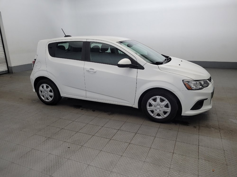 Used 2020 Chevrolet Sonic LT image 11