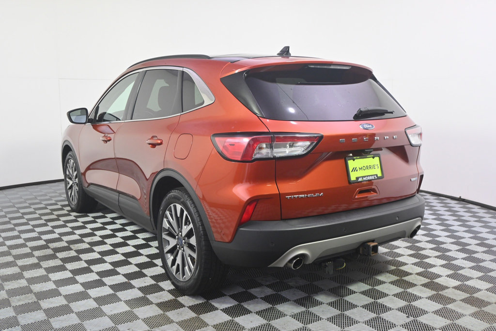Used 2020 Ford Escape Titanium AWD/4WD image 4