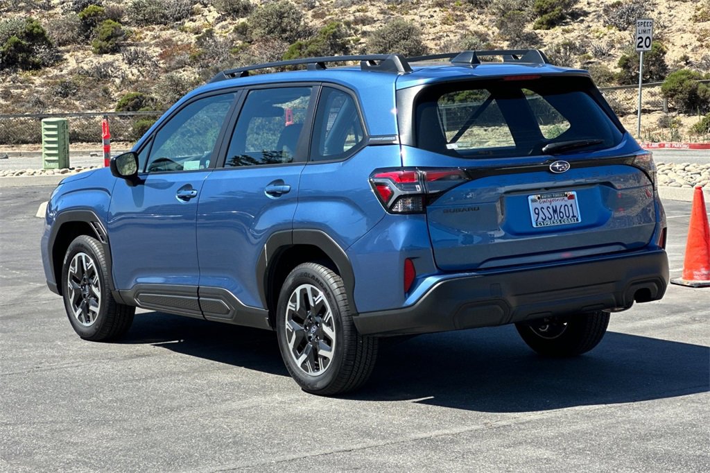 Certified 2025 Subaru Forester image 6
