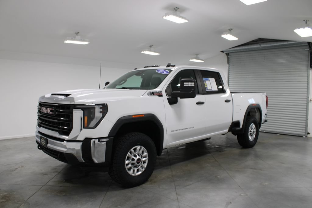 Used 2024 GMC Sierra 2500 Pro w/ Convenience Package AWD/4WD image 5
