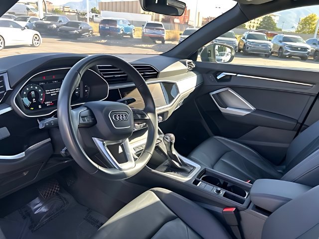 Used 2025 Audi Q3 2.0T Premium AWD/4WD image 22