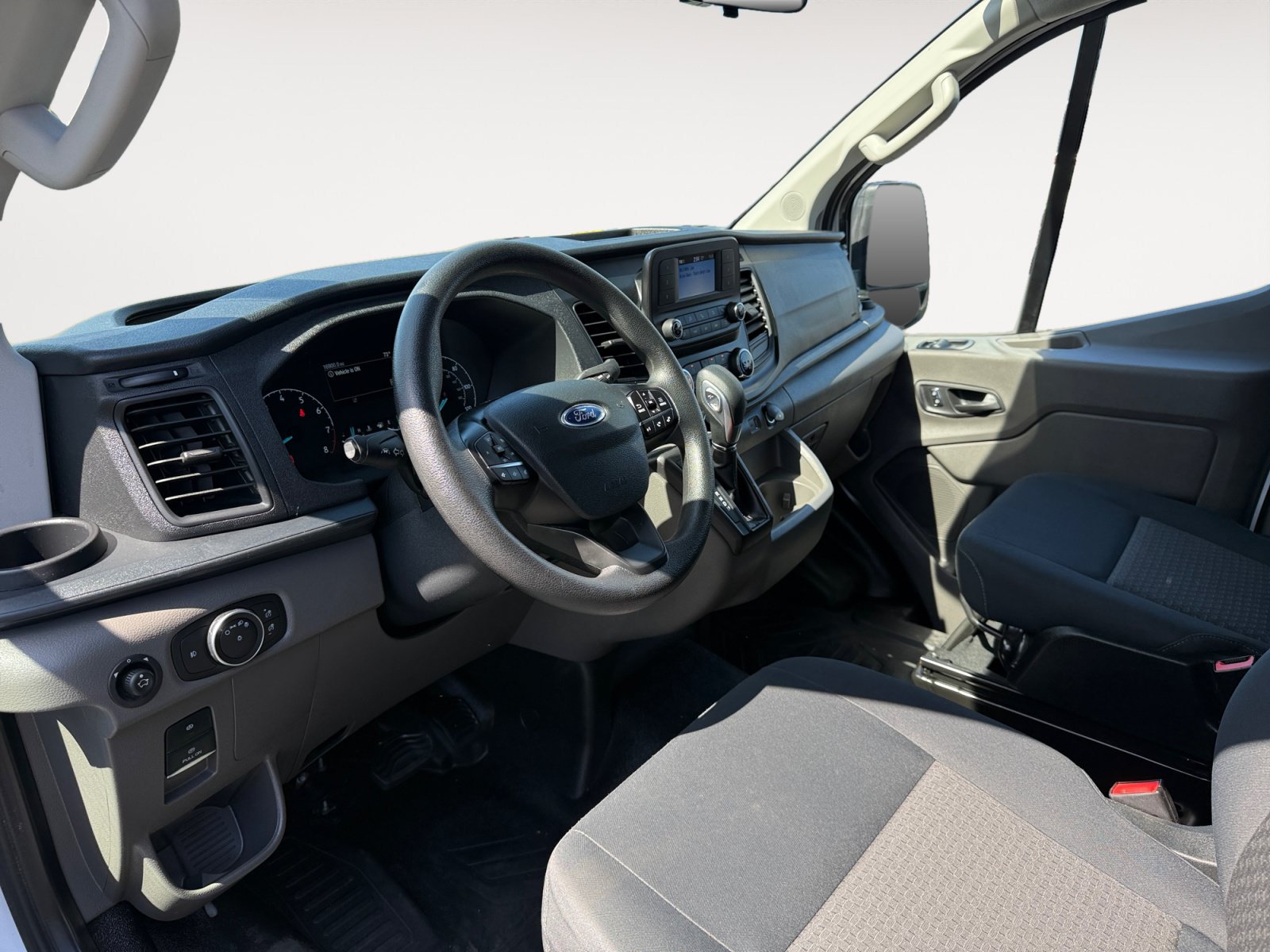 Used 2025 Ford Transit 250 Low Roof w/ Exterior Upgrade Package RWD image 15