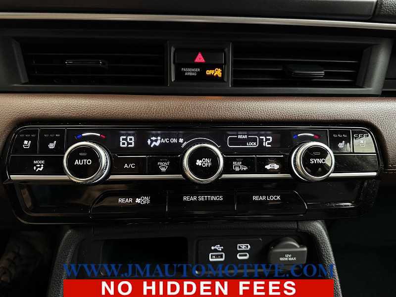Used 2024 Honda Pilot Elite image 44
