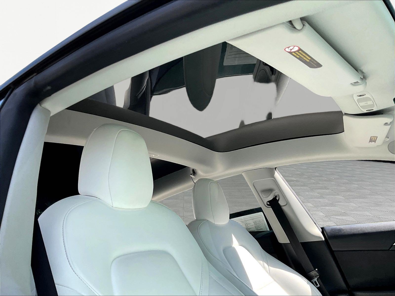 Used 2022 Tesla Model 3 Long Range AWD/4WD image 26