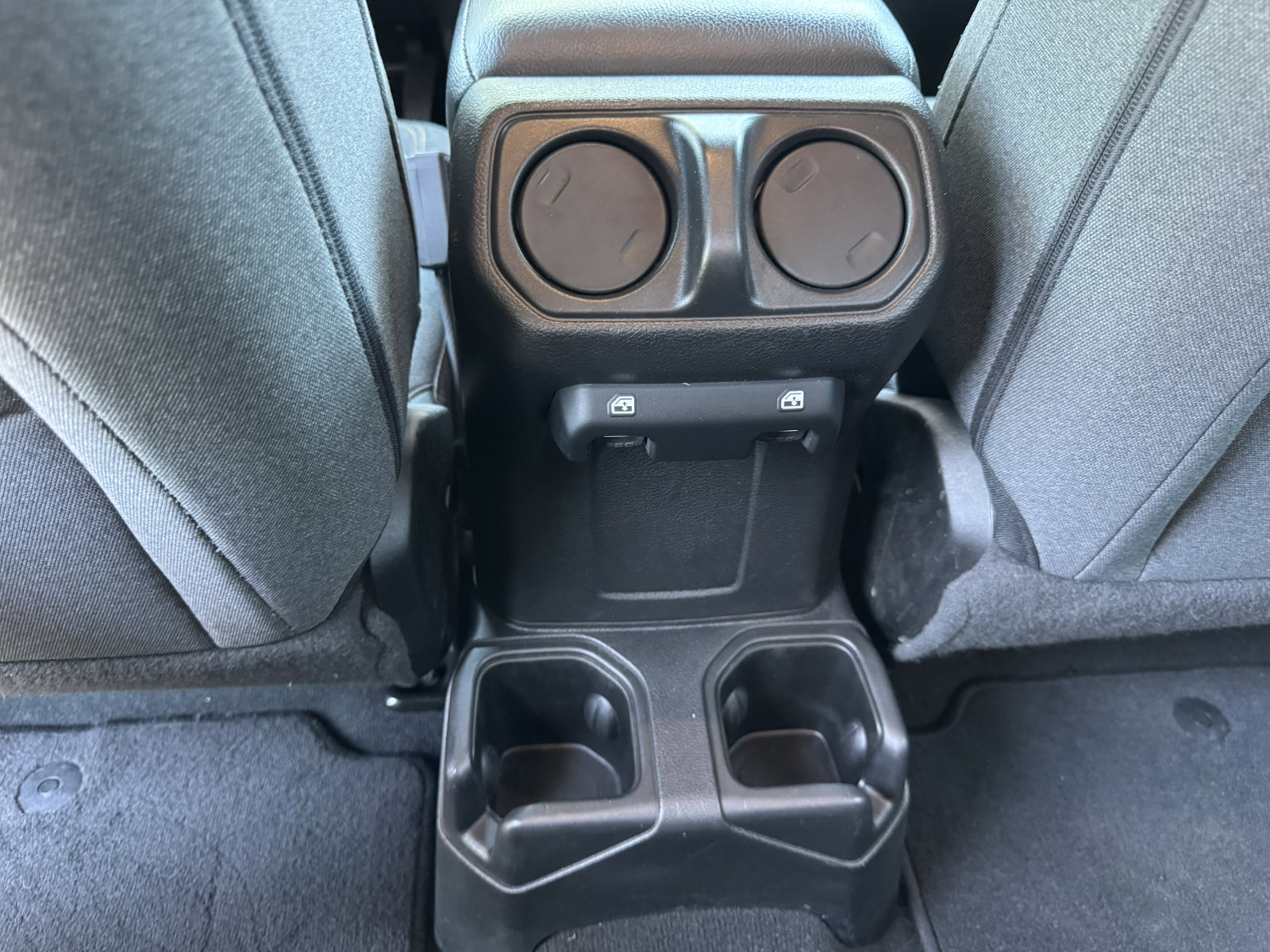 Used 2024 Jeep Gladiator Sport AWD/4WD image 24