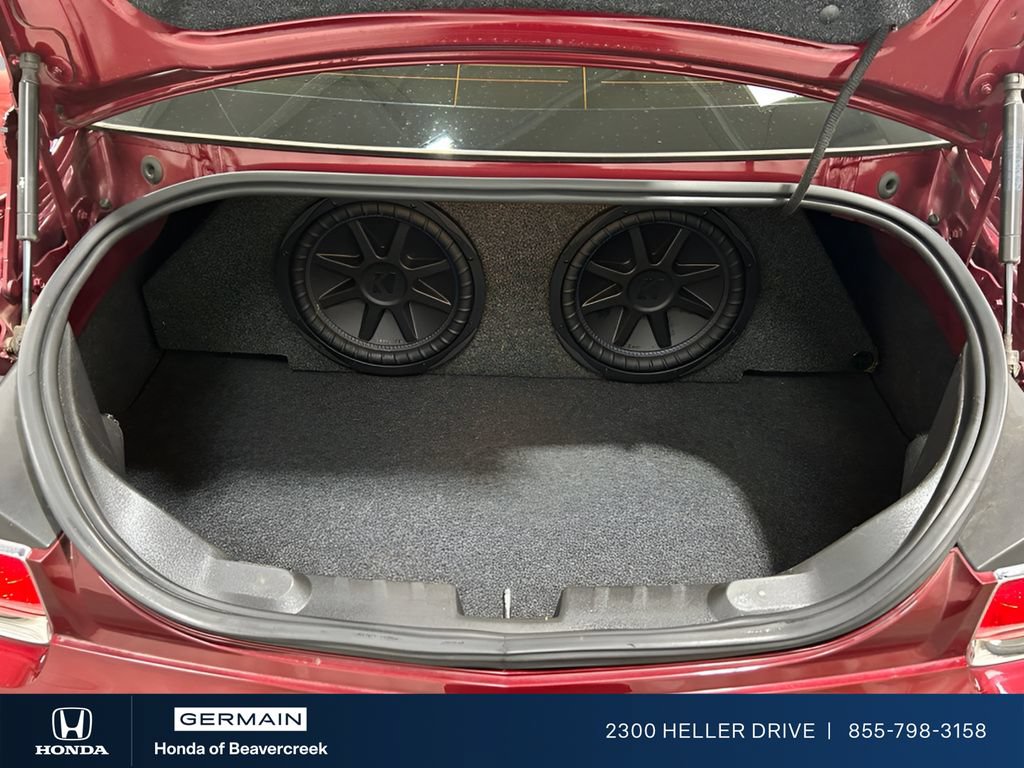 Used 2011 Chevrolet Camaro SS RWD image 24