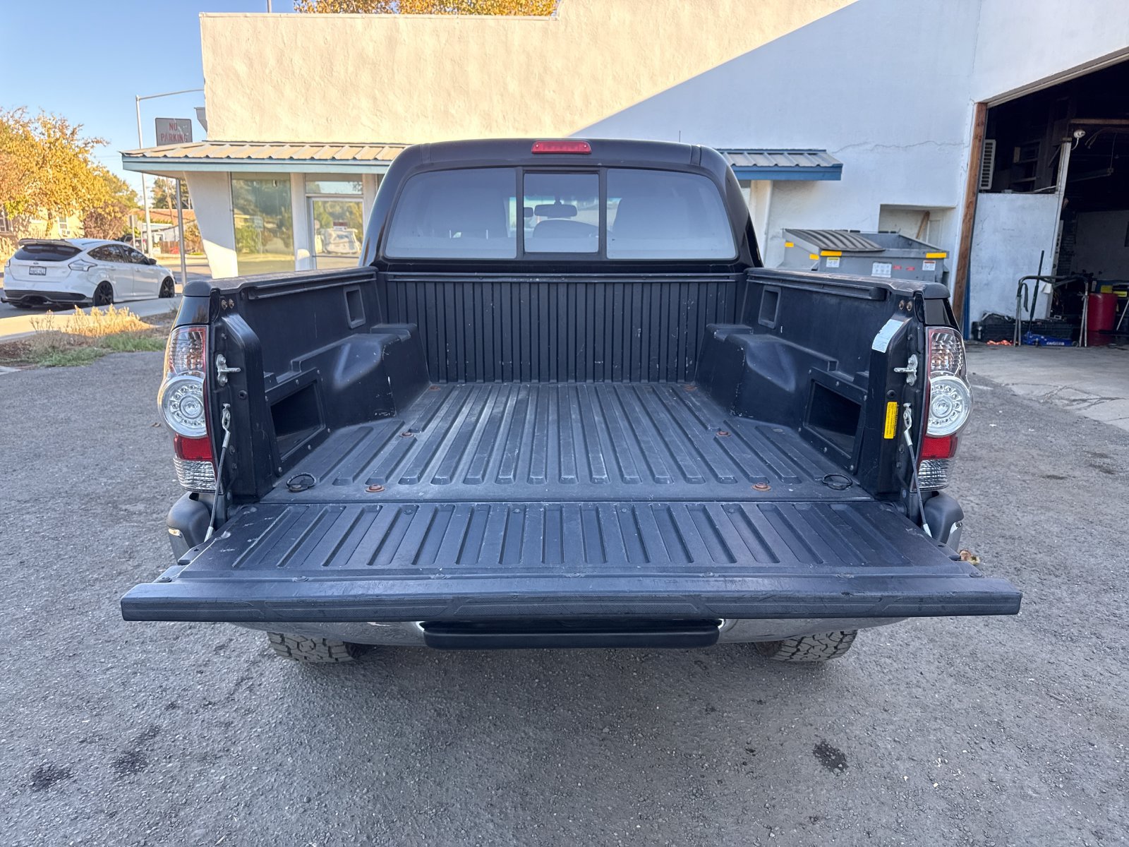 Used 2011 Toyota Tacoma PreRunner w/ SR5 Pkg #2 RWD image 23