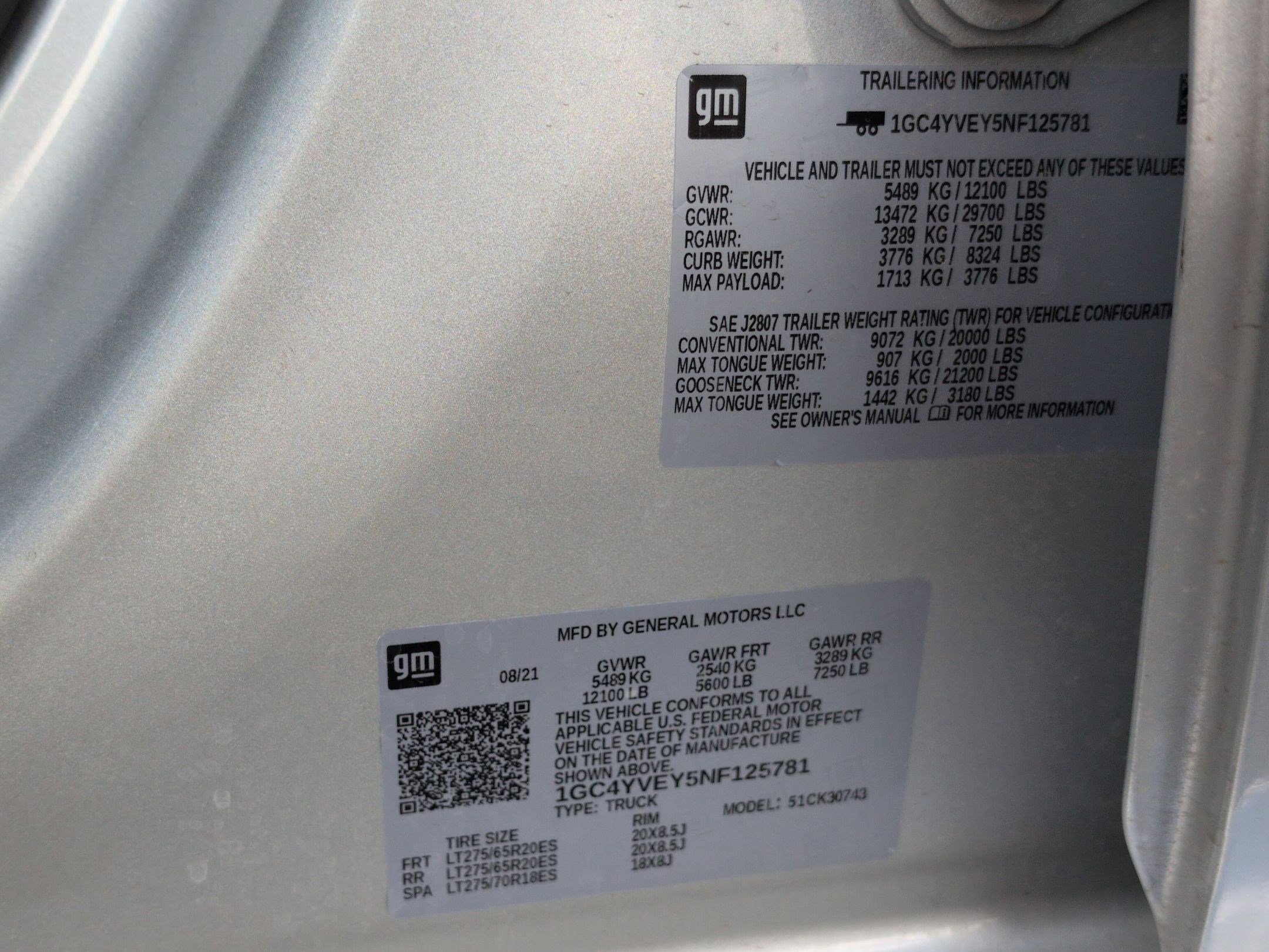 Certified 2022 Chevrolet Silverado 3500 High Country w/ Safety Package II image 33