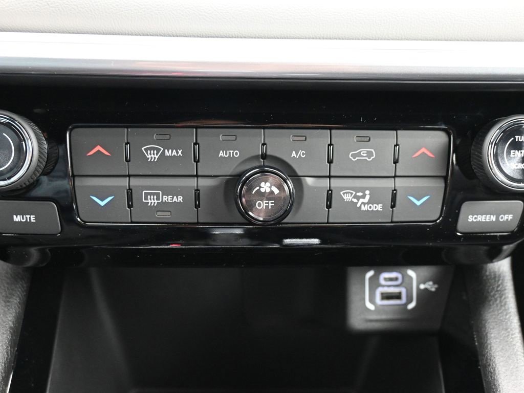 New 2026 Jeep Compass Limited image 22