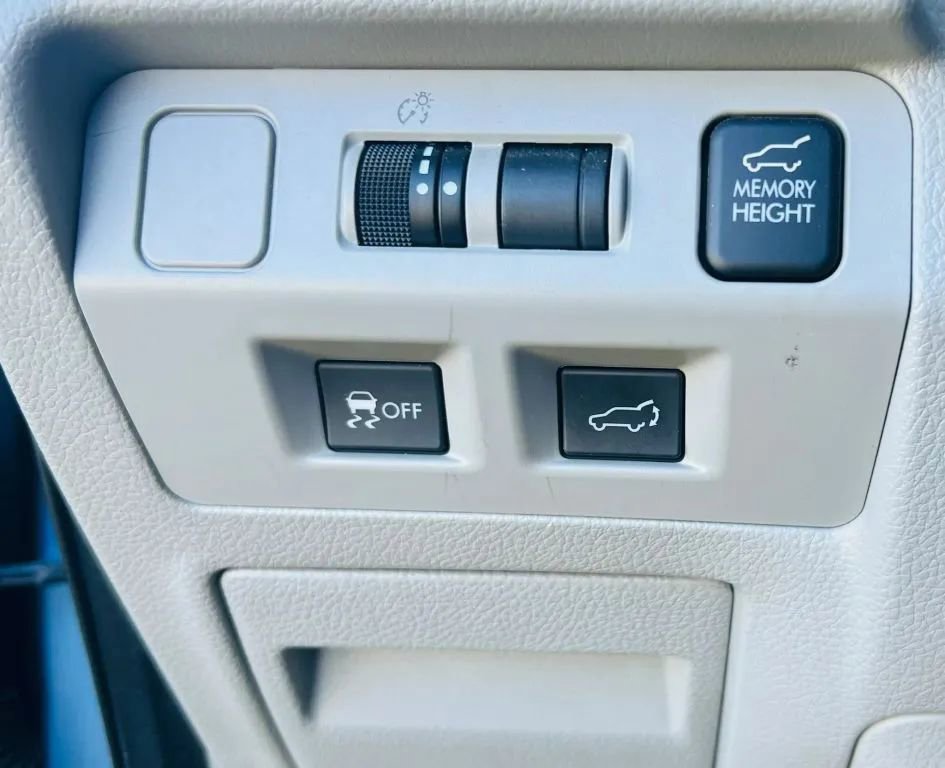 Used 2016 Subaru Forester 2.5i Limited image 20