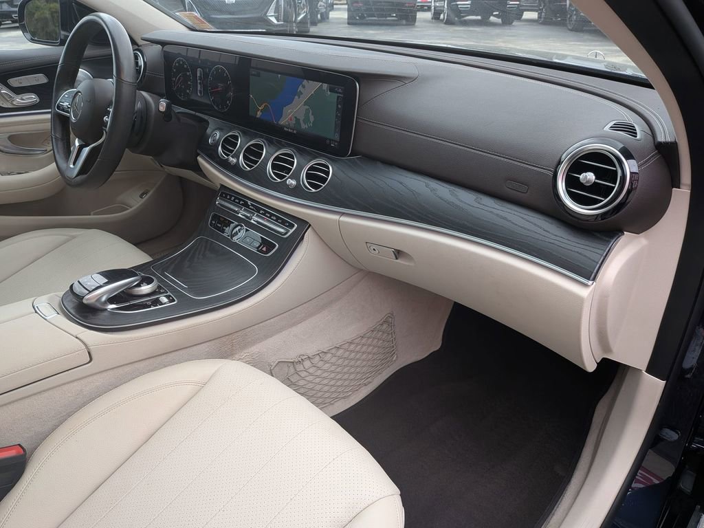 Used 2020 Mercedes-Benz E 350 4MATIC Sedan image 33