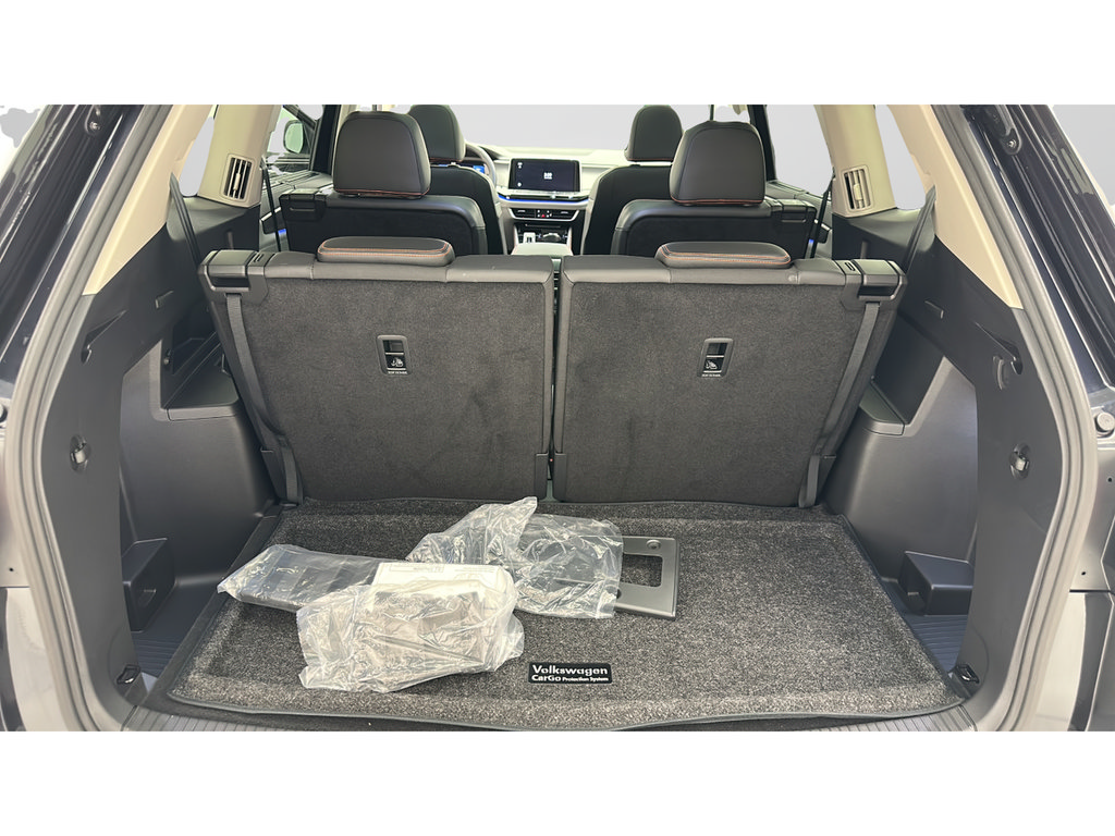 Used 2026 Volkswagen Atlas Peak Edition AWD/4WD image 27