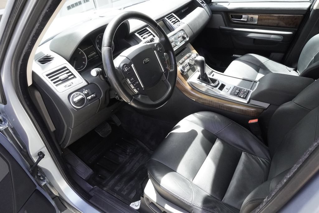 Used 2013 Land Rover Range Rover Sport HSE AWD/4WD image 18