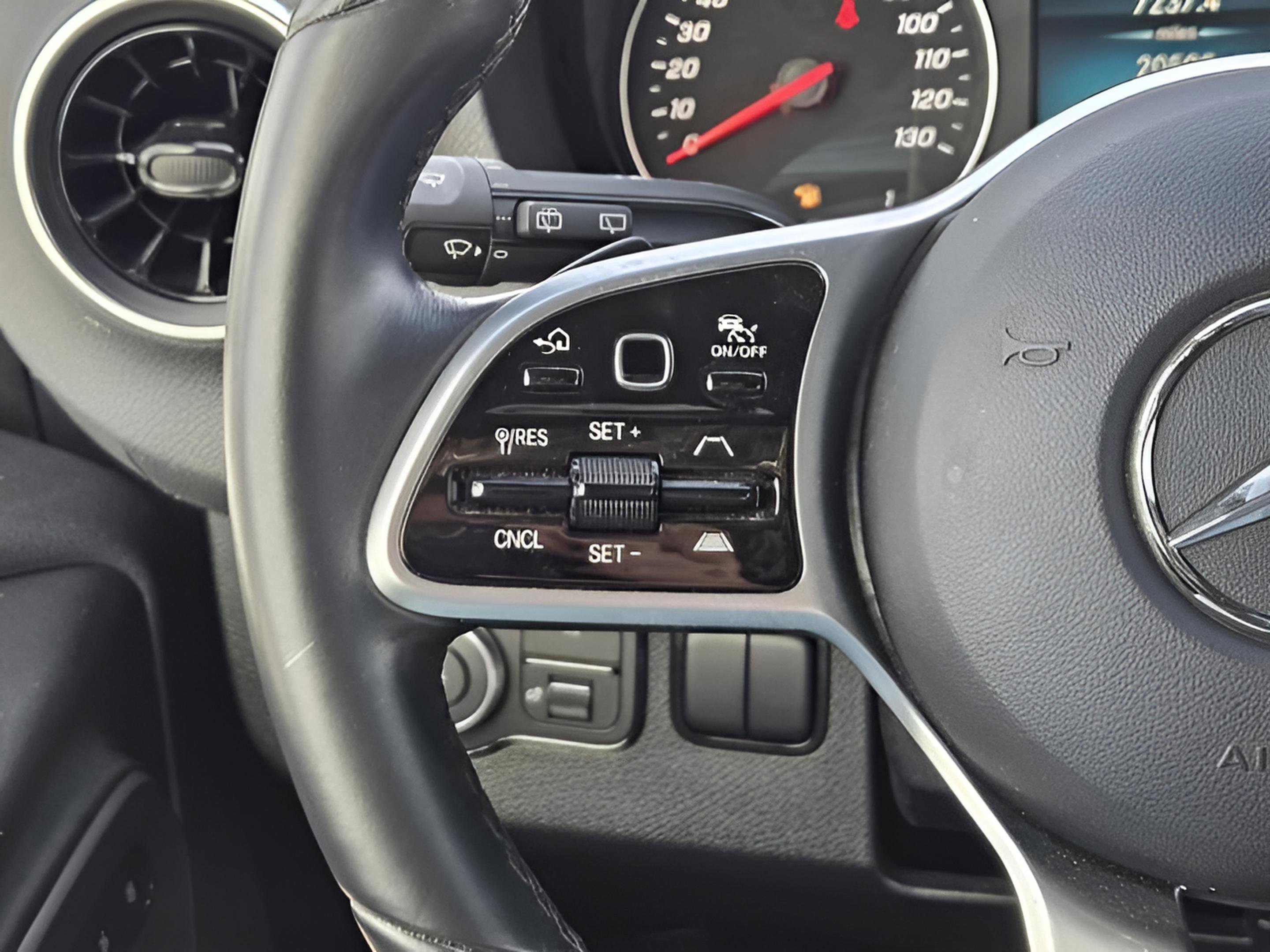 Used 2023 Mercedes-Benz Sprinter 144 Cargo image 19