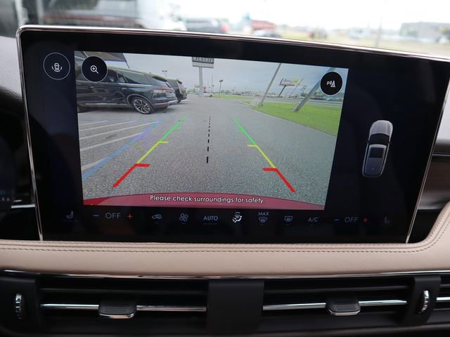 Used 2024 Lincoln Corsair Grand Touring image 11