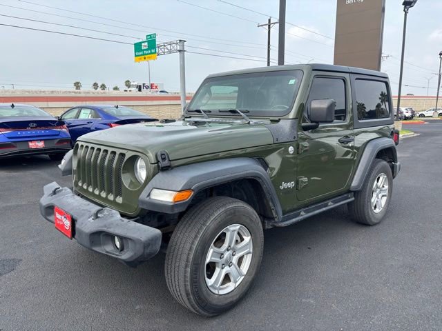 Used 2020 Jeep Wrangler Sport AWD/4WD image 3