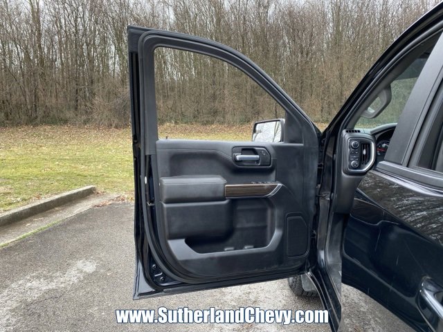 Used 2021 Chevrolet Silverado 1500 LT image 16