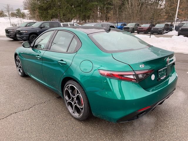 New 2026 Alfa Romeo Giulia AWD image 3