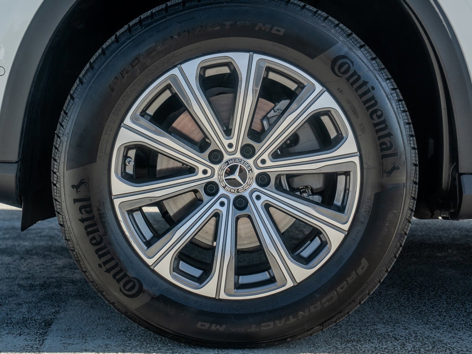 Used 2023 Mercedes-Benz GLC 300 4MATIC image 13