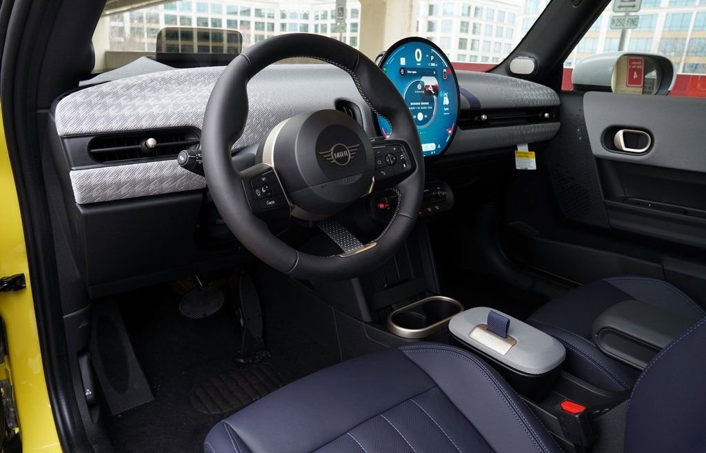 Used 2025 MINI Cooper S image 12