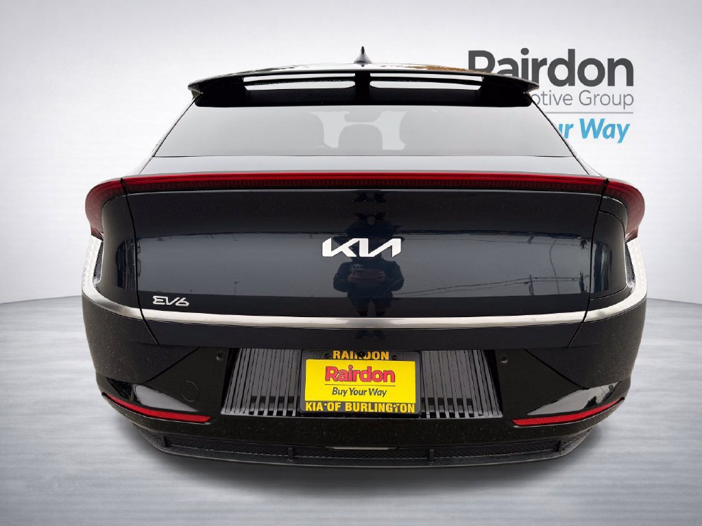 Certified 2023 Kia EV6 Wind w/ Wind Technology Package AWD/4WD image 6