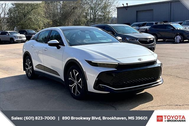 Used 2024 Toyota Crown Limited image 2