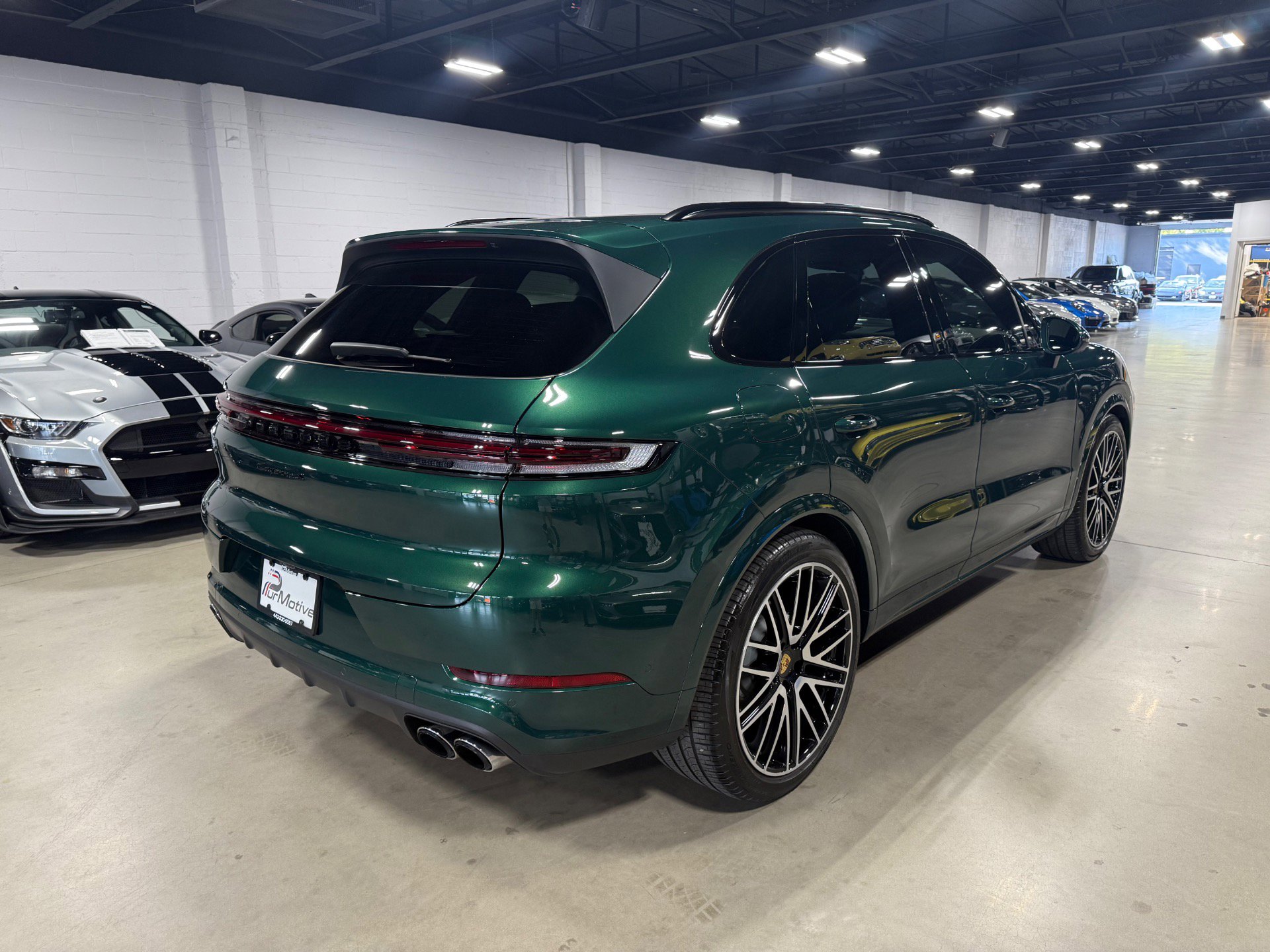 Used 2024 Porsche Cayenne S image 5