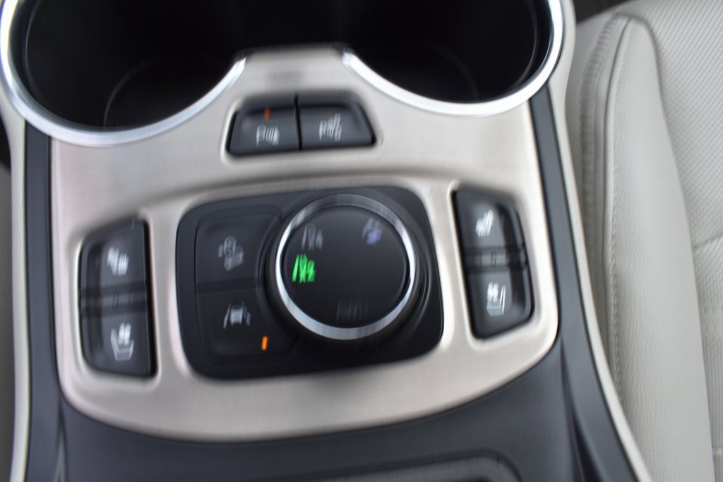 Certified 2022 GMC Terrain Denali w/ Denali Premium Package image 14