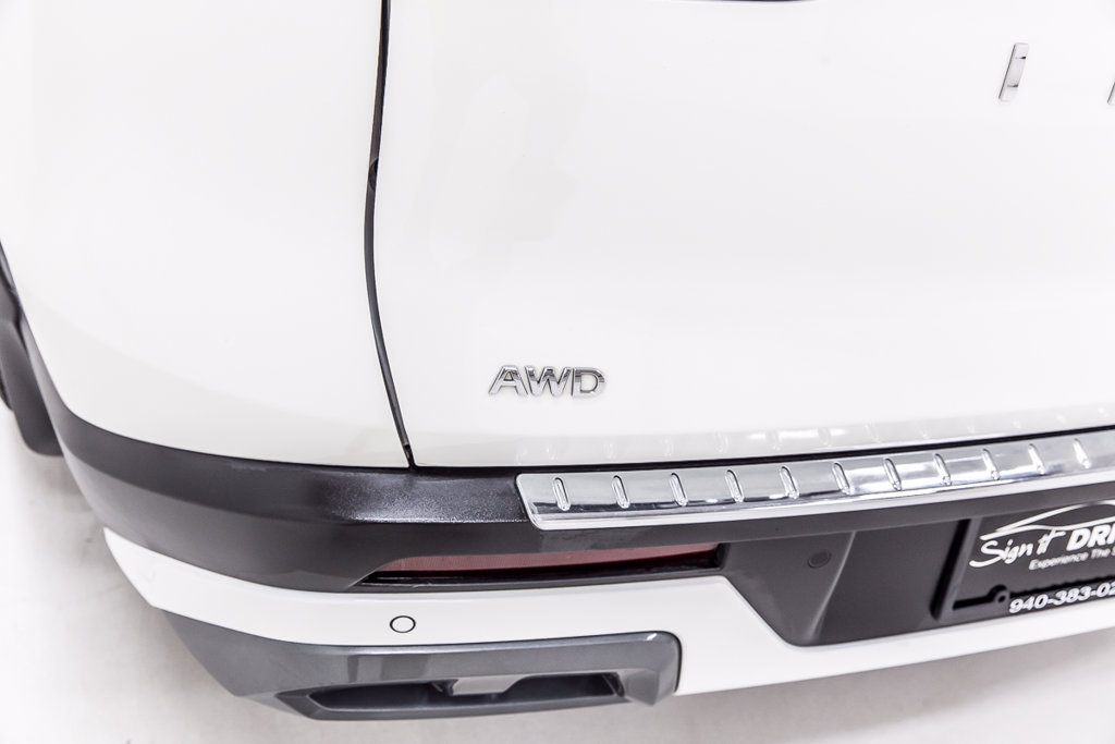 Used 2023 INFINITI QX60 Sensory w/ Vision Package AWD/4WD image 5
