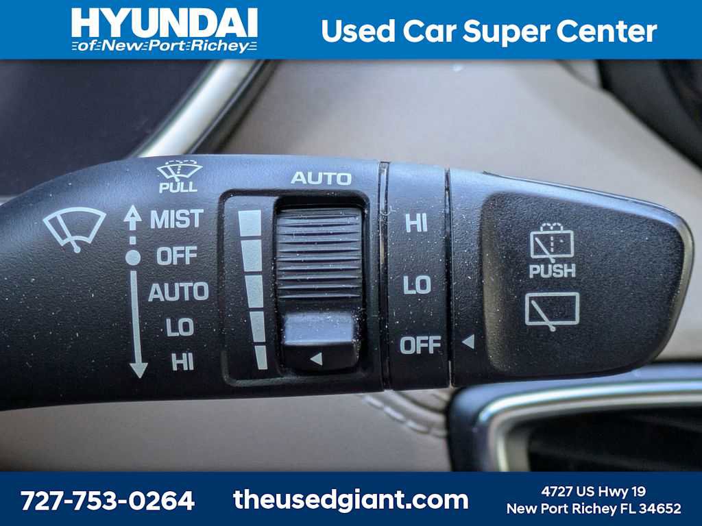 Used 2019 Hyundai Santa Fe FWD image 38
