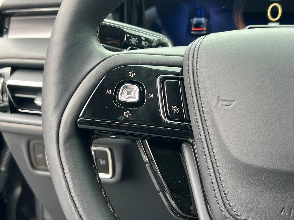 New 2026 Lincoln Aviator 2WD image 20