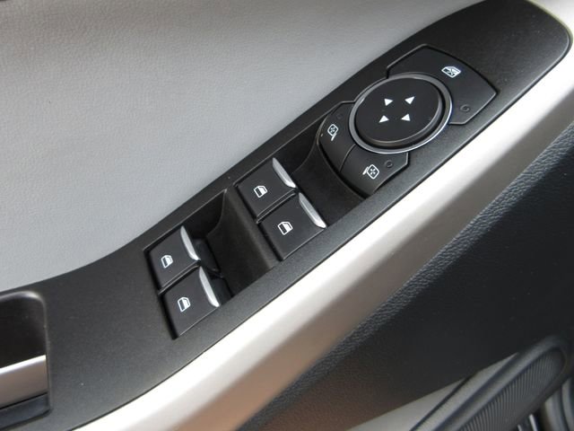 Certified 2022 Ford Explorer XLT w/ Equipment Group 202A image 10