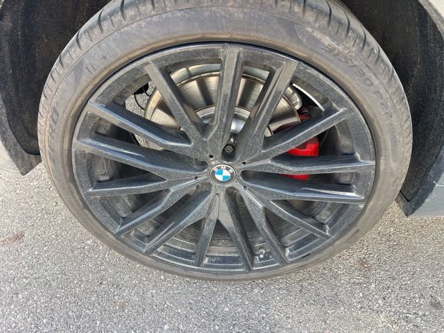 Used 2025 BMW X5 M60i image 4